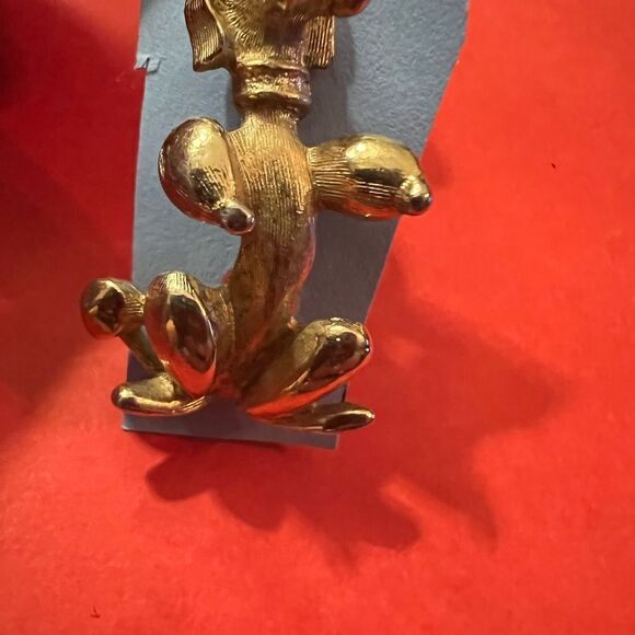Vintage Sarah Coventry 1966 "Frenchie" Goldtone Poodle Pin, Signed. - Picture 2 of 8